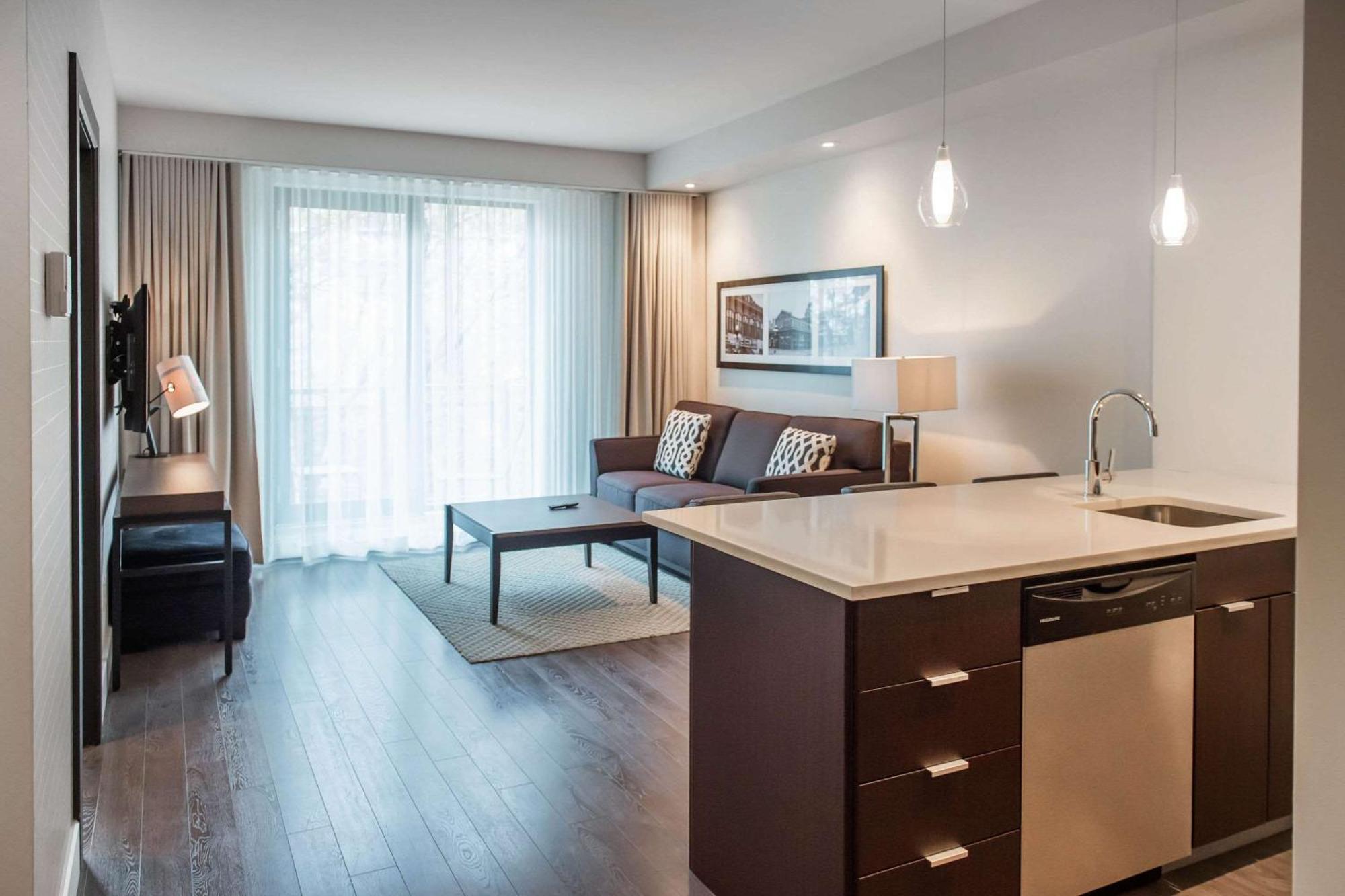 Les Suites Victoria, Ascend Hotel Collection Gatineau Ngoại thất bức ảnh